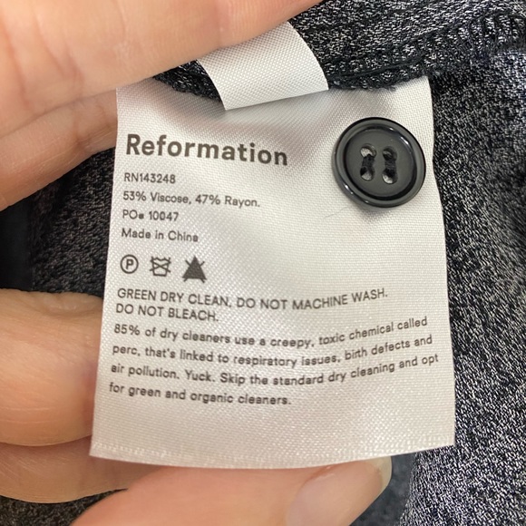 Reformation Black/Red Polka Dot Janae Dress 0 - Picture 9 of 9